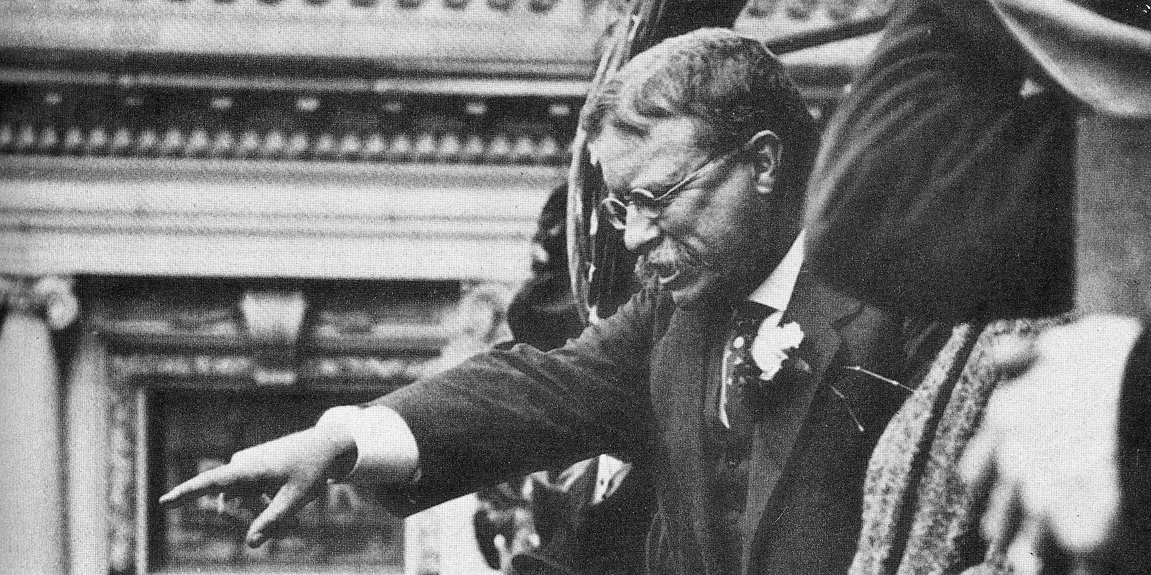 theodore roosevelt a leader with an iron fist Theodore roosevelt as he shook his fist in the labor leader’s face, roosevelt decried gompers’ attempt to explain away “the brutal infamies imposed on. theodore roosevelt a leader with an iron fist Theodore roosevelt as he shook his fist in the labor leader’s face, roosevelt decried gompers’ attempt to explain away “the brutal infamies imposed on.