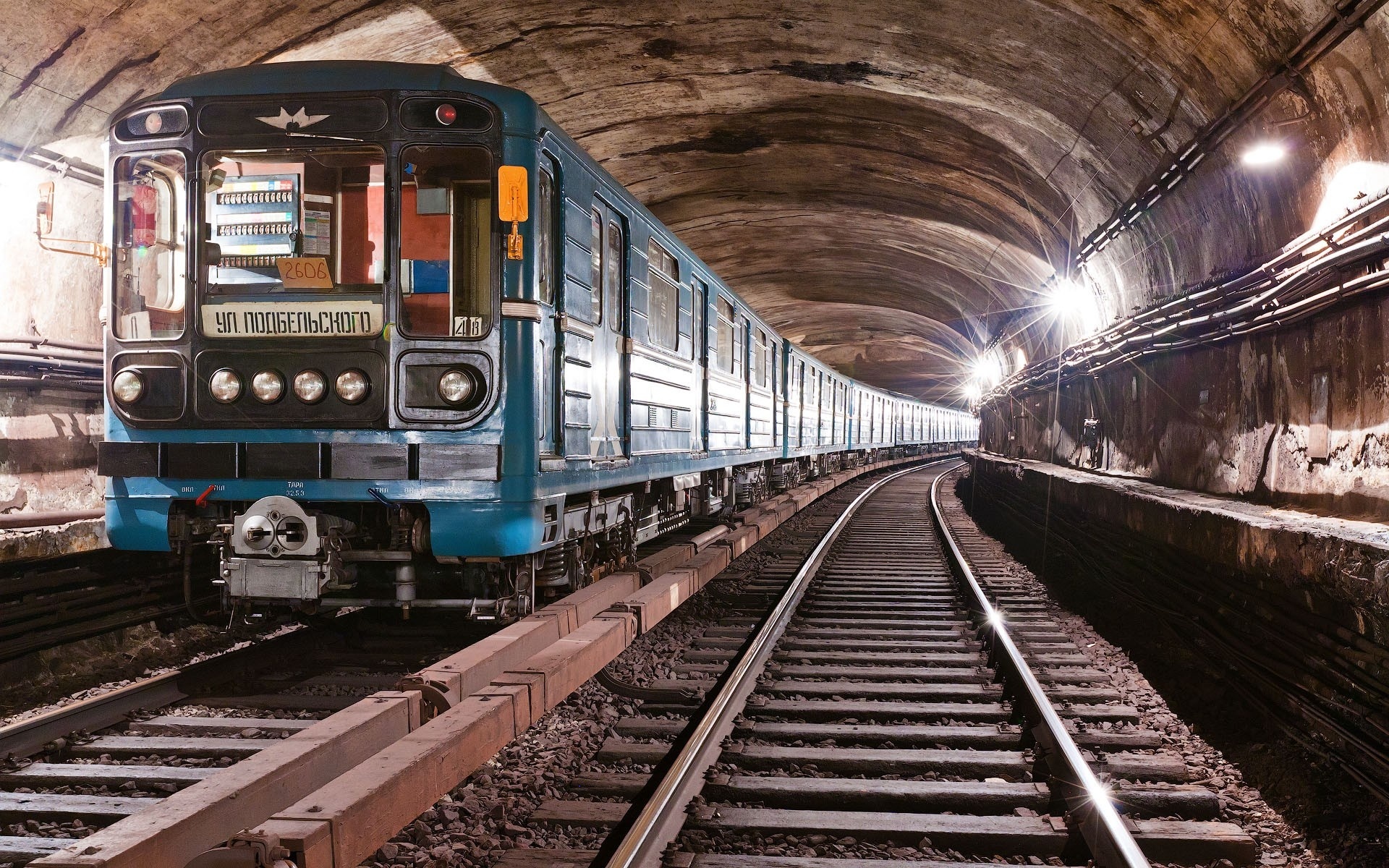 Жизнь под землей или как появилось метро