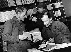 Документ. Декрет СНК о предварительной цензуре книг