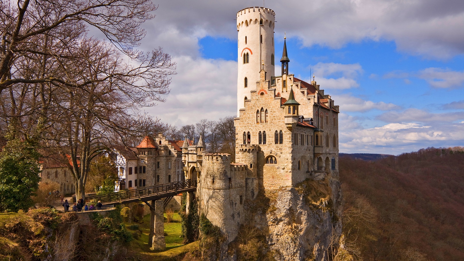 Смог бы ты управлять Средневековым замком? 