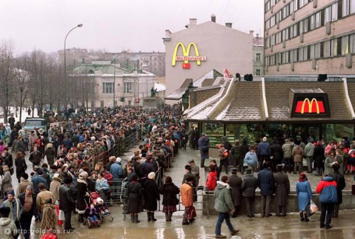 Фотоподборка: открытие 1-го McDonald’s в сердце Страны Советов