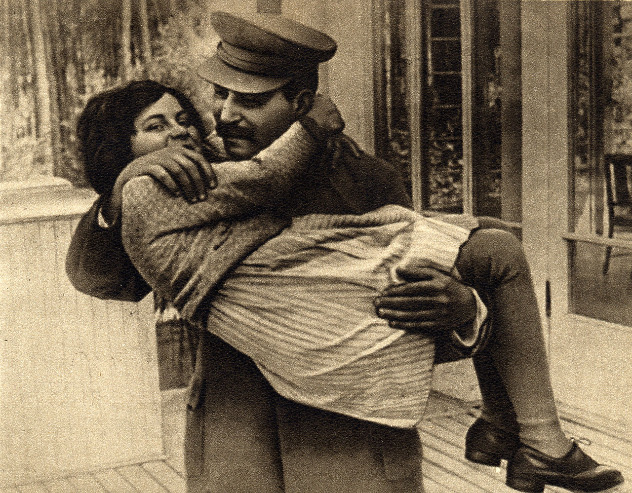Фотоподборка: сбежавшая из СССР дочь Сталина Светлана Аллилуева