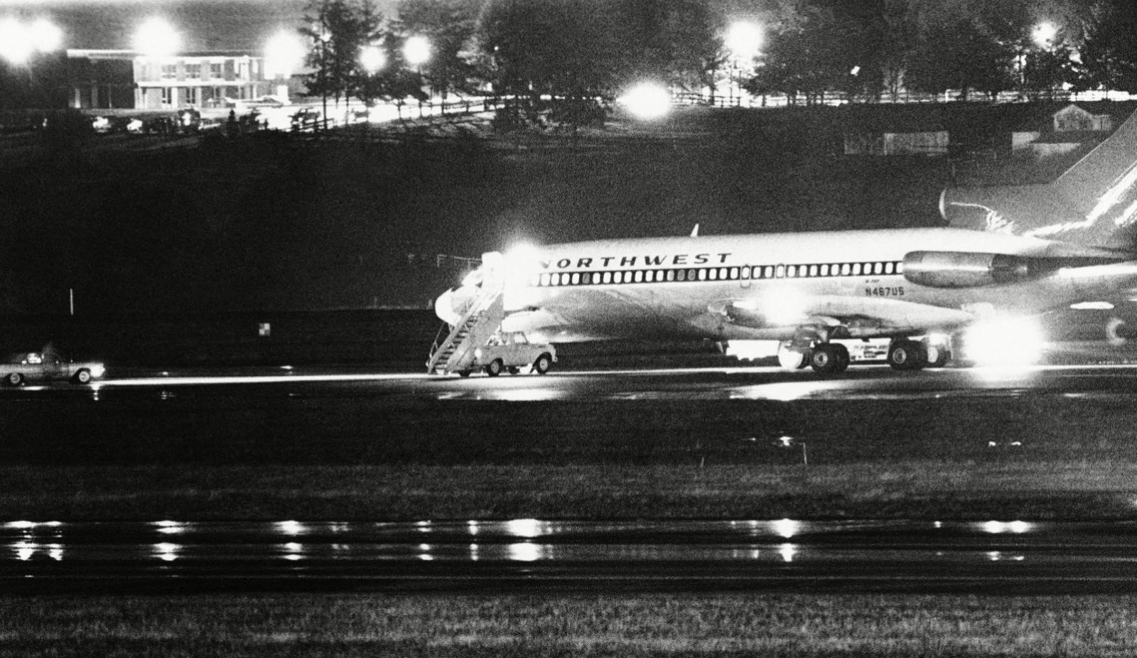 Boeing 727−51 в аэропорту Сиэтла, 24 ноября 1971-го года.