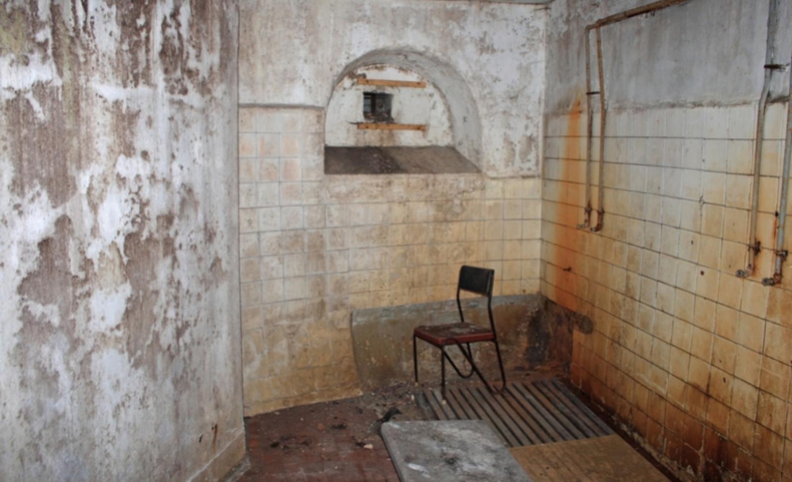 Заброшенная тюрьма в Таллине.