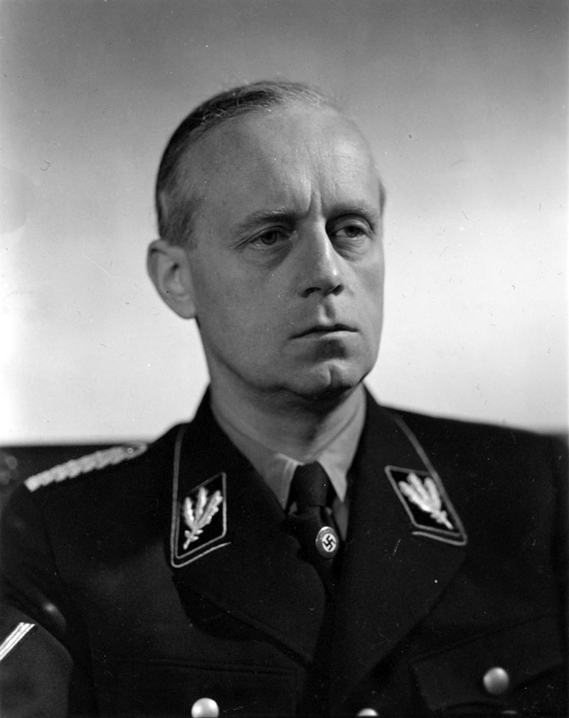 Иоахим фон Риббентроп.