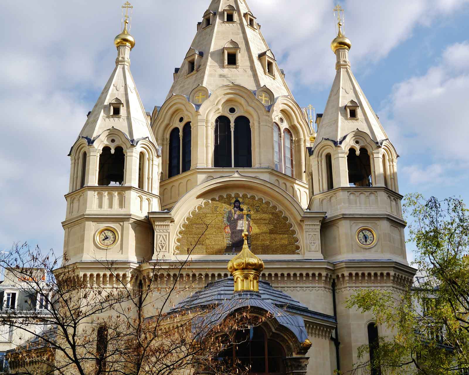 Собор Святого Александра Невского в Париже.