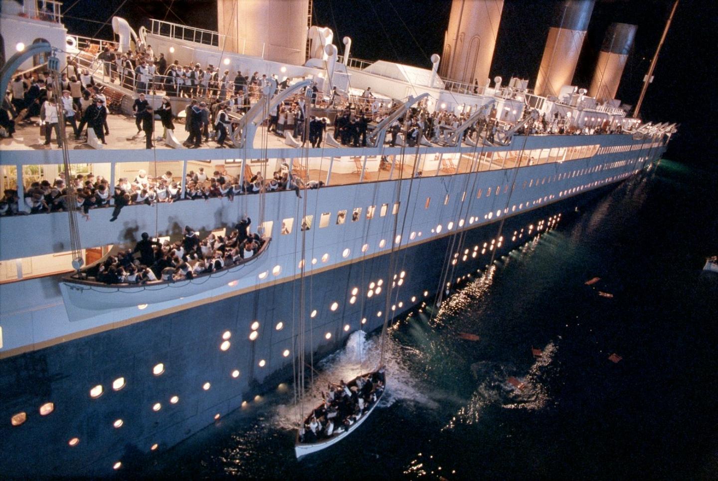 Кадр из фильма Титаник Джеймса Кэмерона.