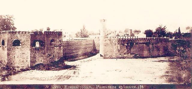 фото 3 Развалины крепости Гянджи.jpg