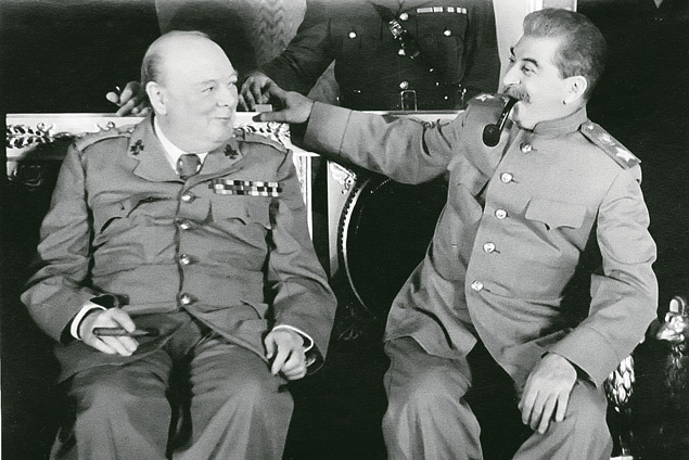 Уинстон Черчилль и Иосиф Сталин, 1944 год.jpg Уинстон Черчилль и Иосиф Сталин, 1944 год.jpg