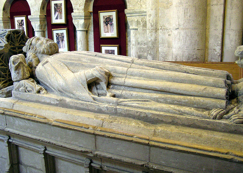 фото 3 Надгробие Этельстана в аббатстве Мальмсбери.jpg
