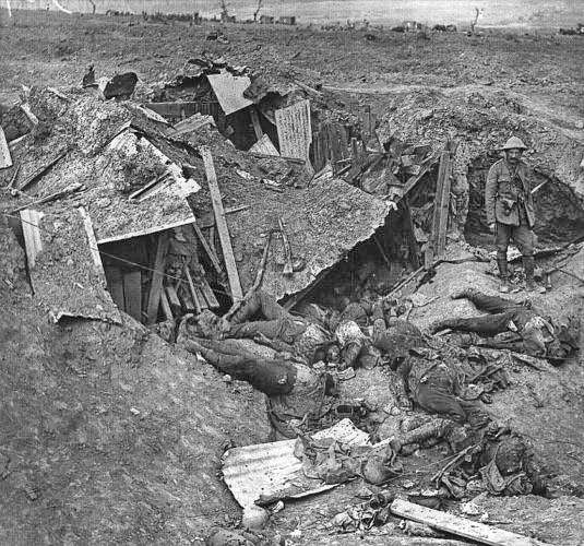 Тела немецких солдат, сентябрь 1916.jpg
