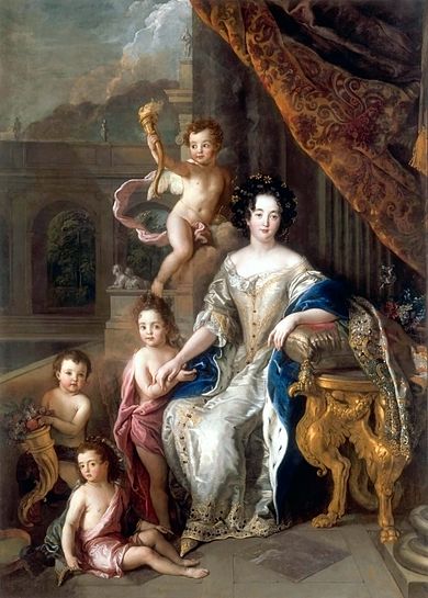 Фото 9. Маркиза де Монтеспан фаворитка короля с четырьмя детьми признанными своими Людовиком XIV и получившими от него фамилию Бурбон..jpg