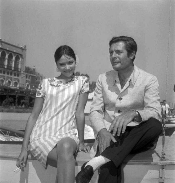 21 Ana Karina et Marcello Mastroniani & Venice 1957.jpg
