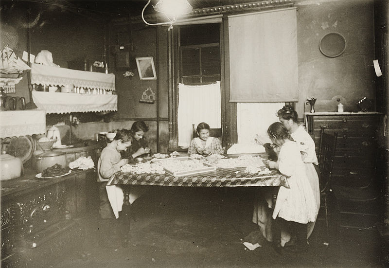 800px-Child_Labor_in_United_States_1912a.jpg