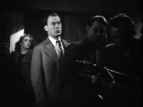 Молодая гвардия 1948.jpg Молодая гвардия 1948.jpg