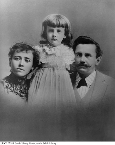 Уильям Портер с семьёй (дочь Маргарет и супруга Атоль) в начале 1890-х