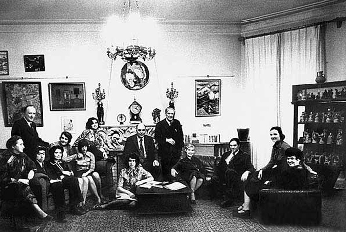 Семья Капицы, 1976.jpg