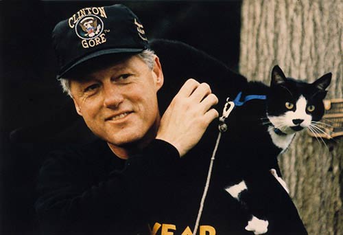 Билл Клинтон и его кот Сокс