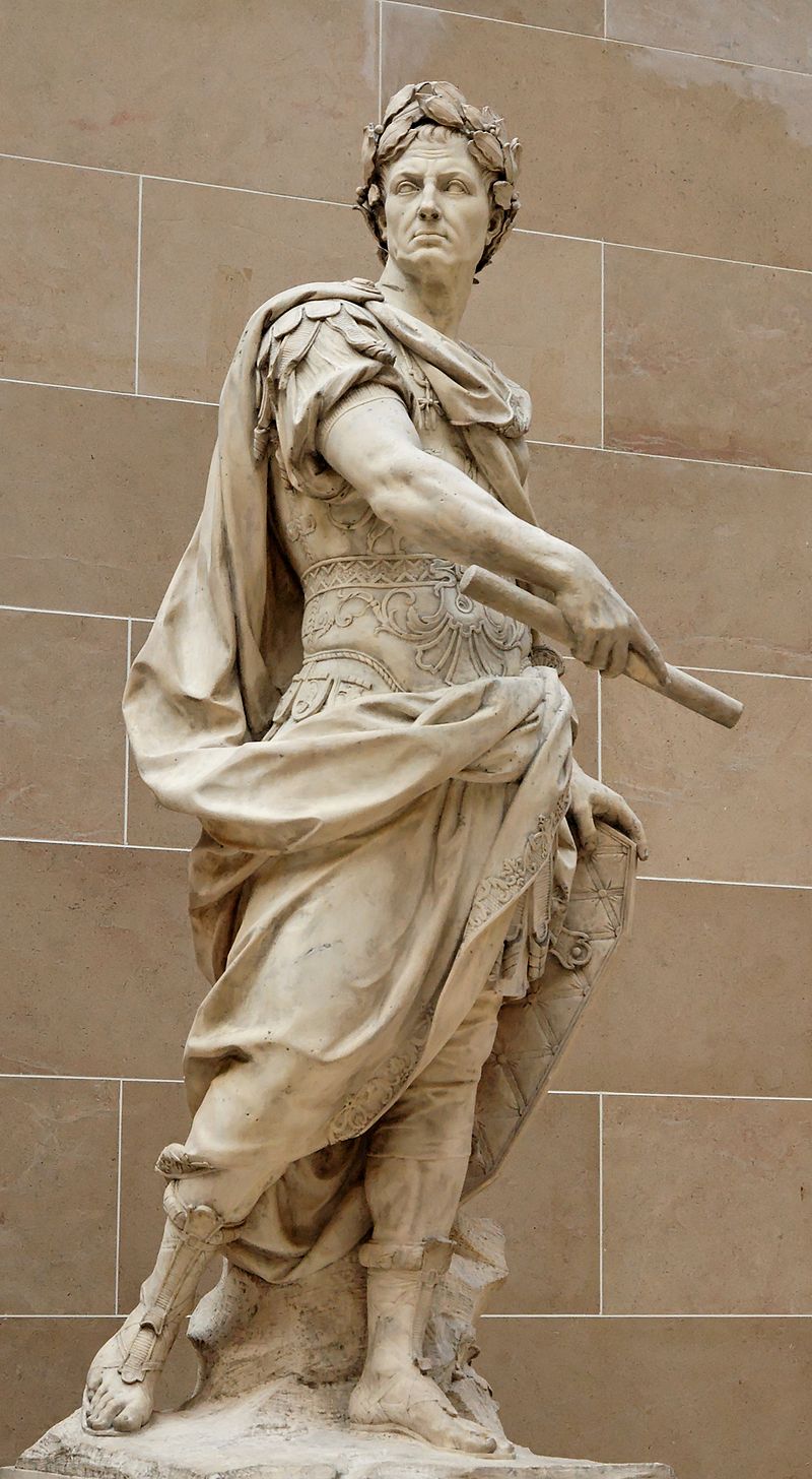 Статуя Цезаря в саду Версальского дворца.jpg