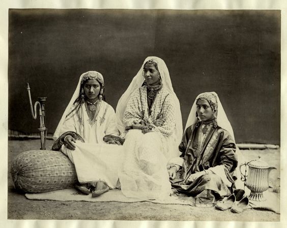 27 Three Nautch Girls from Kashmir India - 1870s.jpg