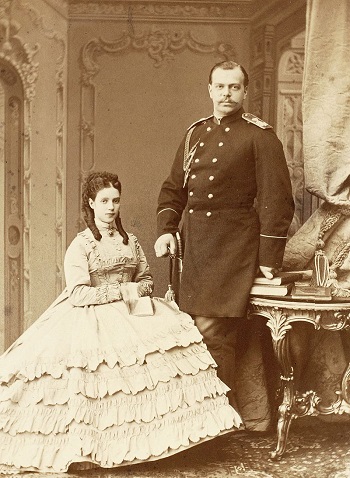 Фото 9. Александр Александрович со своей супругой (1867).jpg