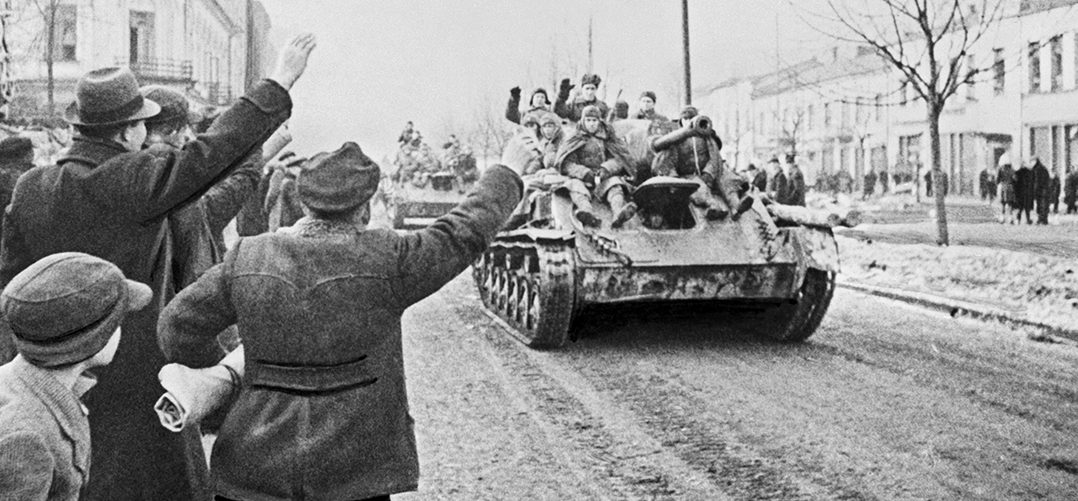 Рассекреченные архивы о помощи СССР Польше - Документ
