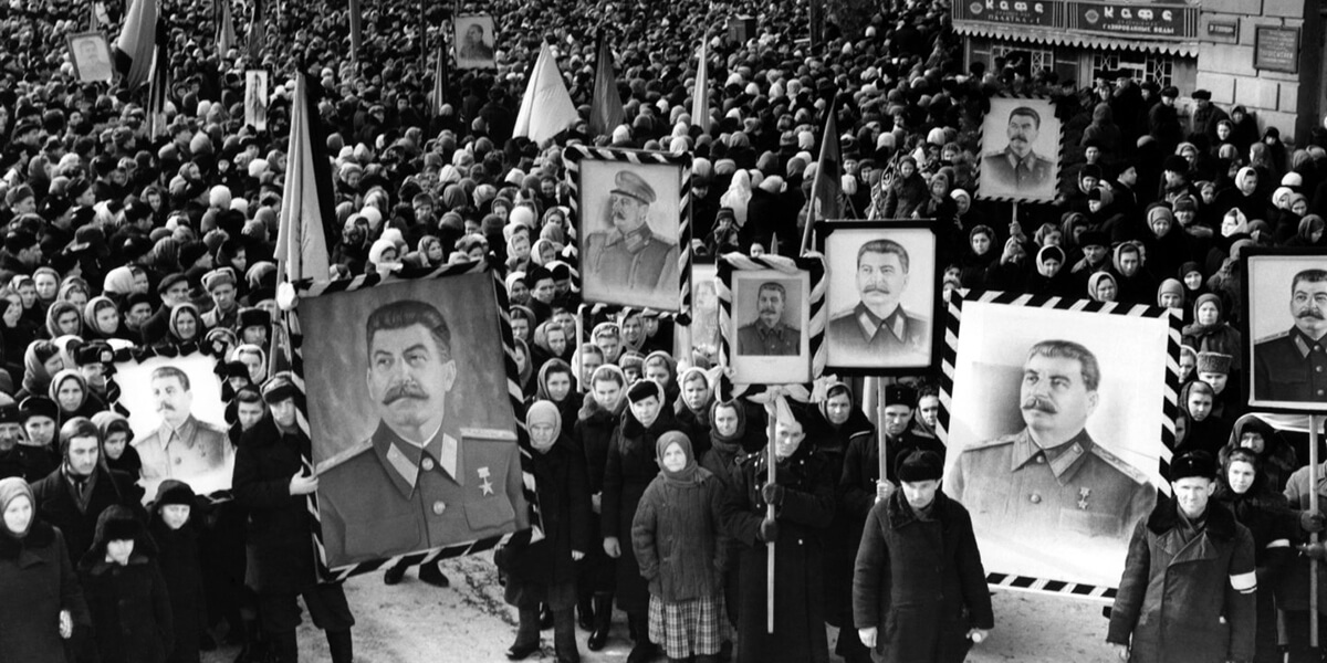 Смерть Сталина — закономерный финал болезни или убийство?