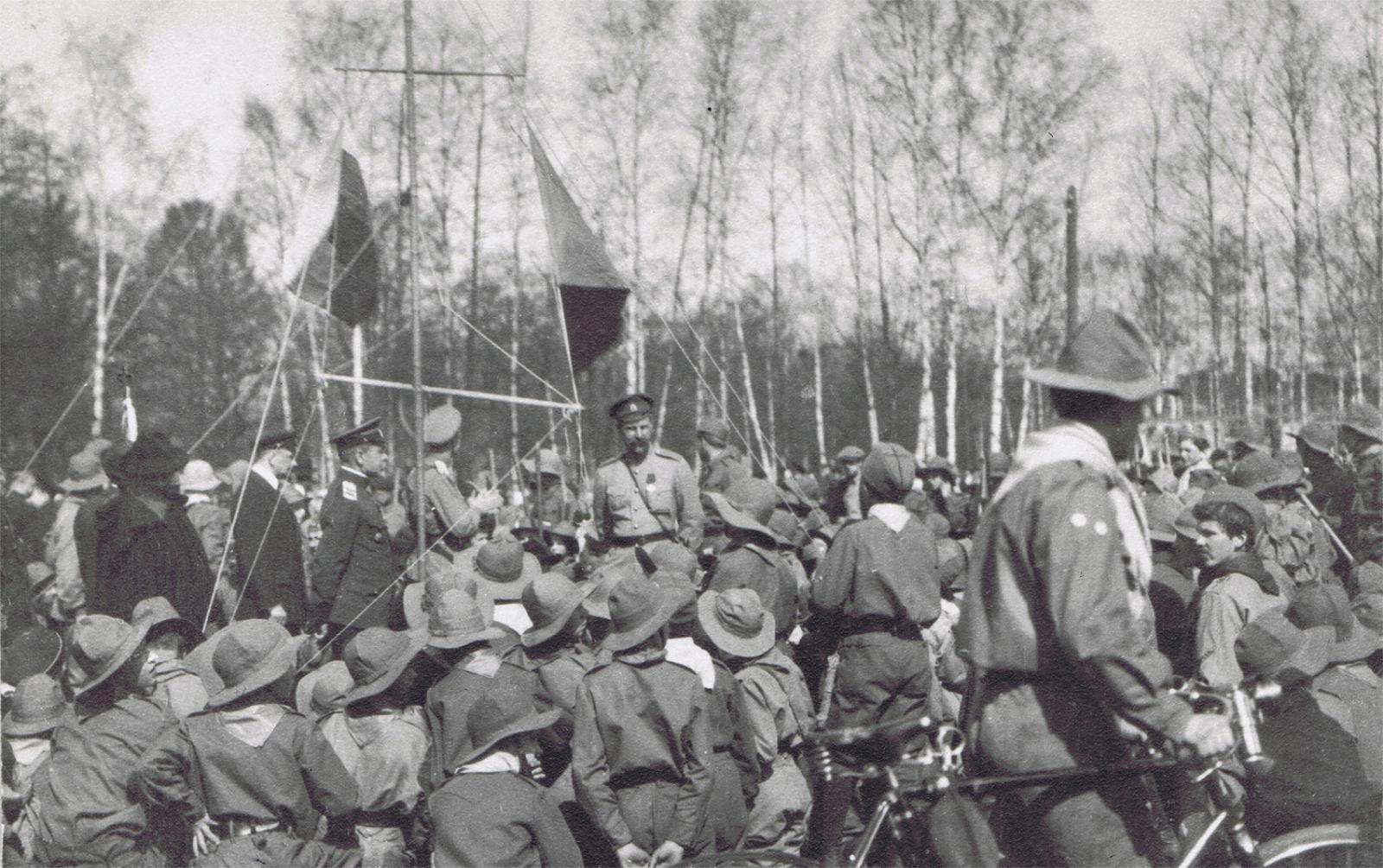Скауты в Царском Селе, 1916 год.