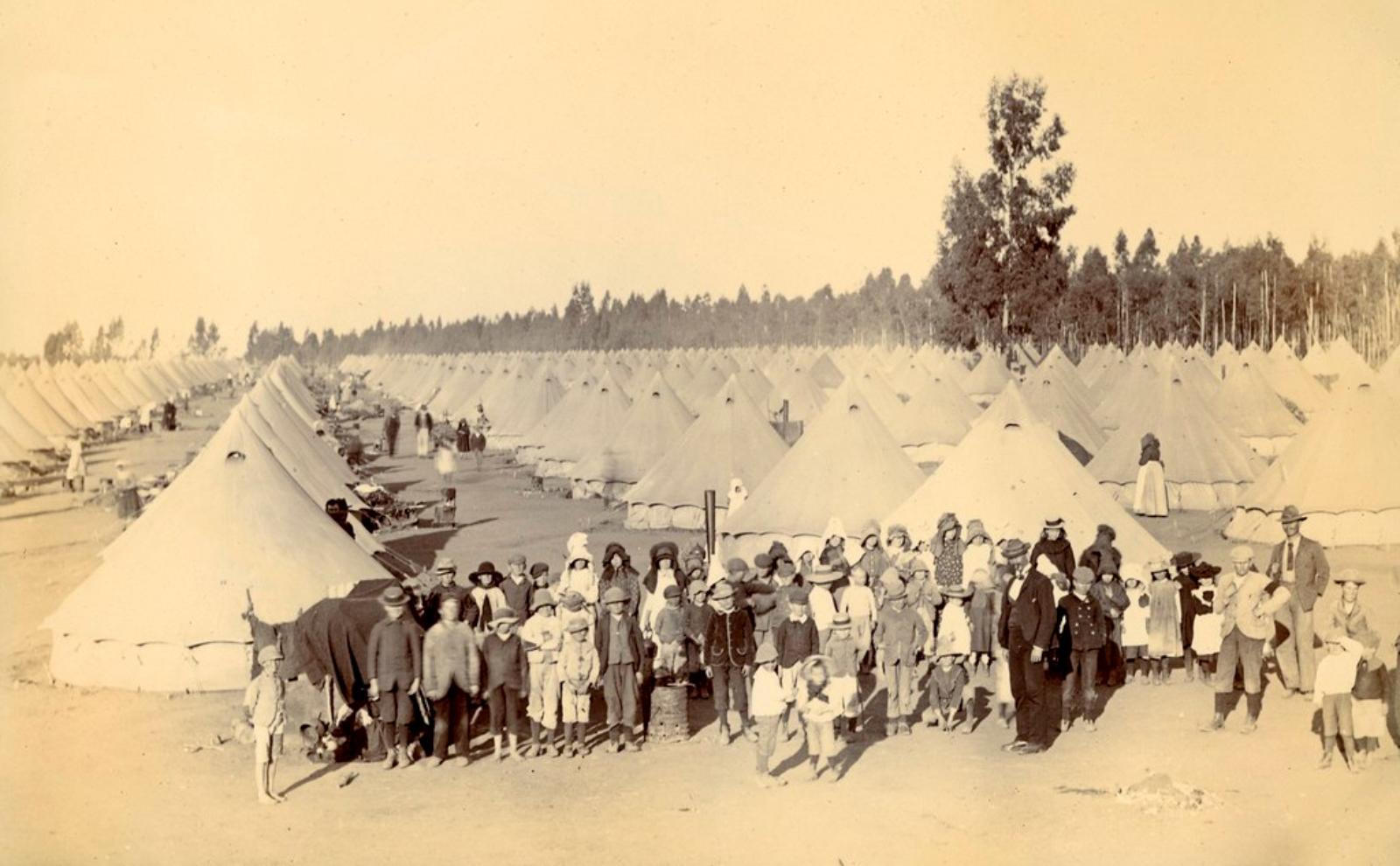 Один из первых лагерей в Южной Африке.