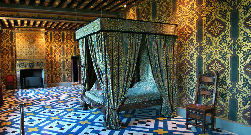 Комната замка Блуа, где умерла Екатерина Медичи.