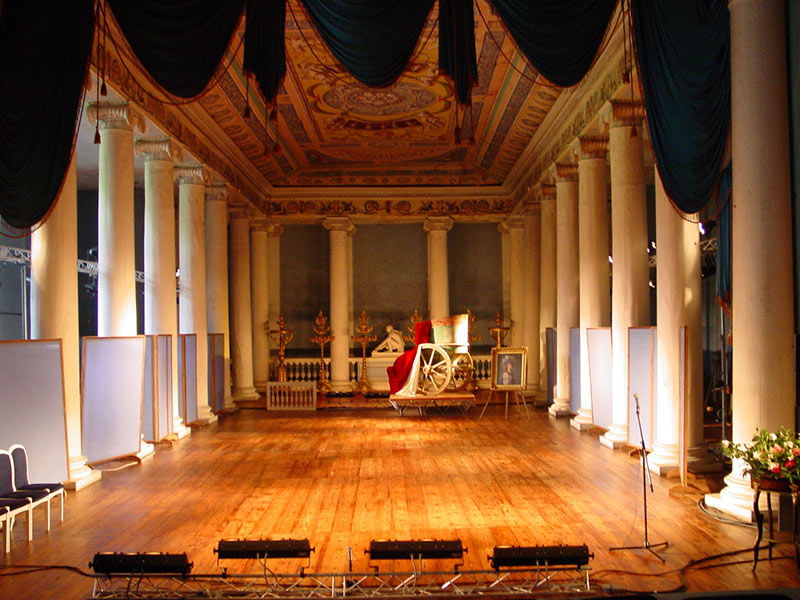 Театр конца XVIII века в усадьбе «Останкино».