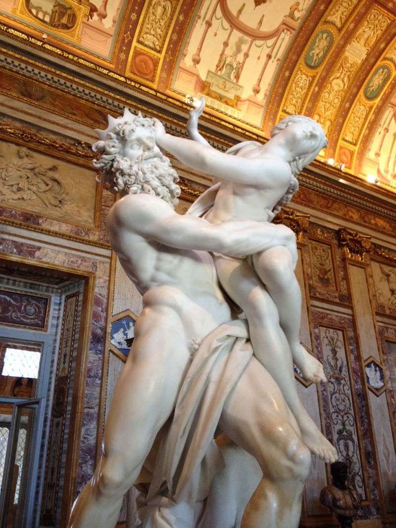 Скульптура «Похищение Прозерпины» Бернини. 