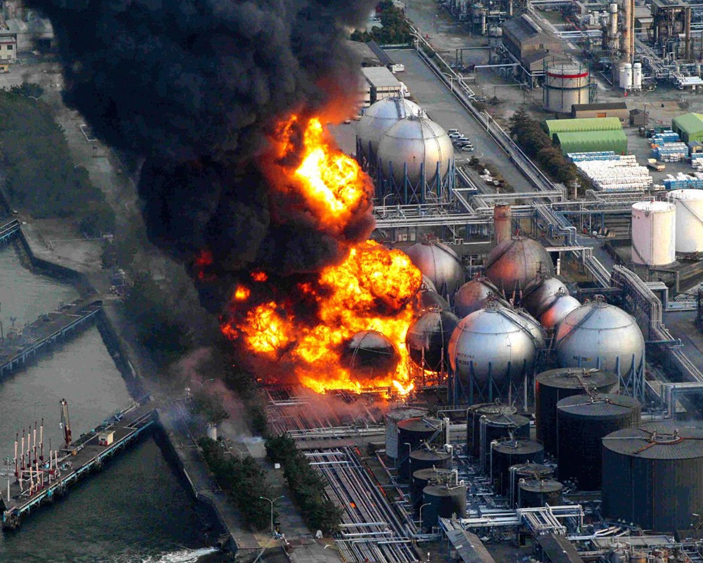 Пожар на Фукусиме.