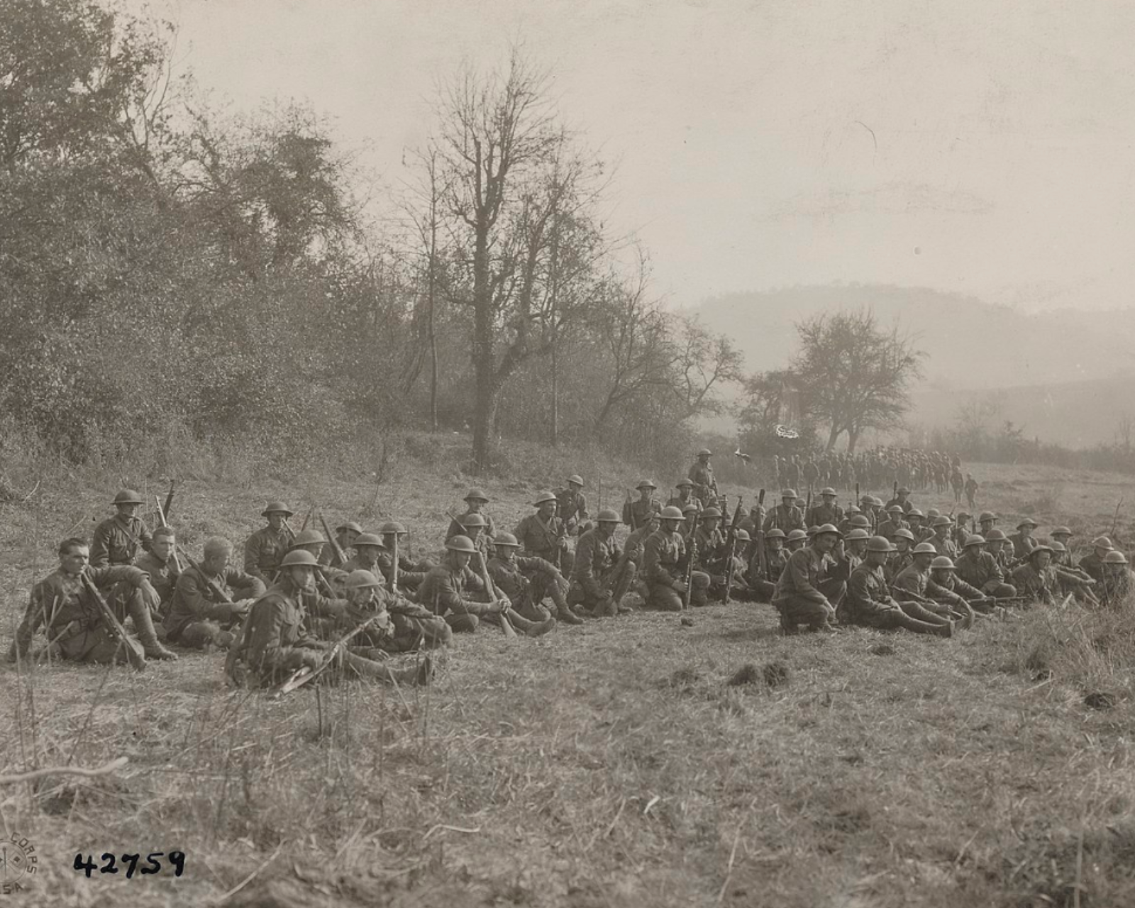 Члены gотерянного батальона в конце октября 1918 года близ Апремонта.