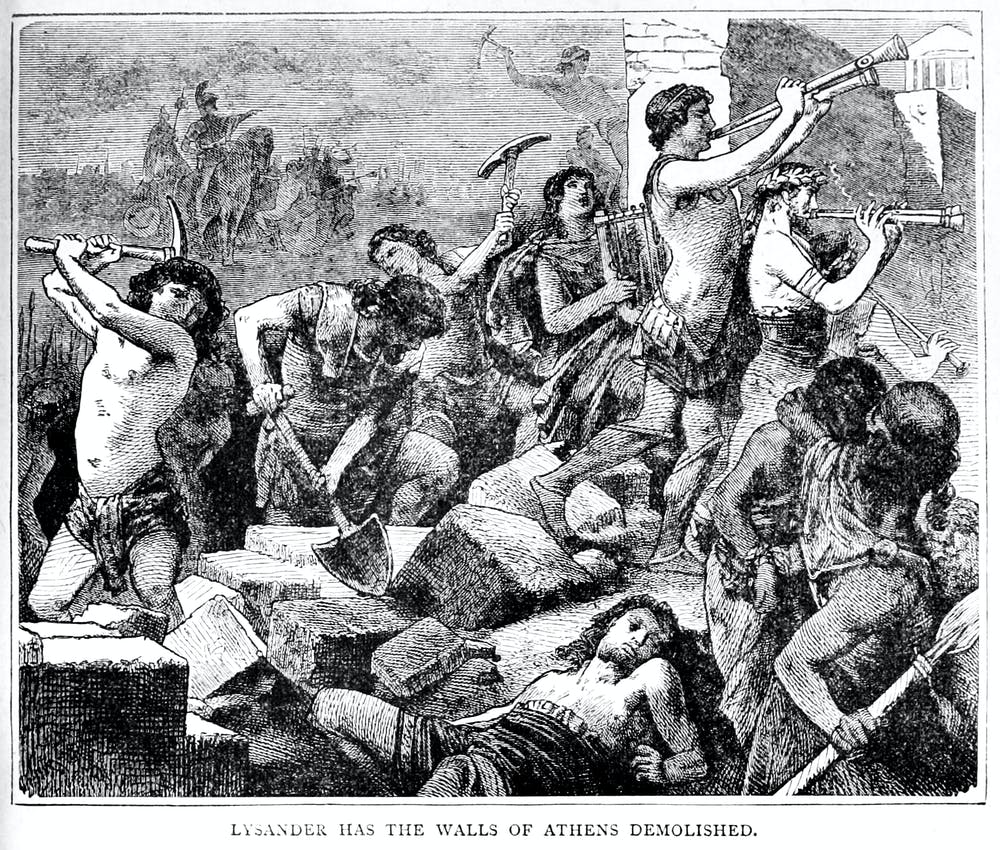 Афины капитулируют перед Спартой