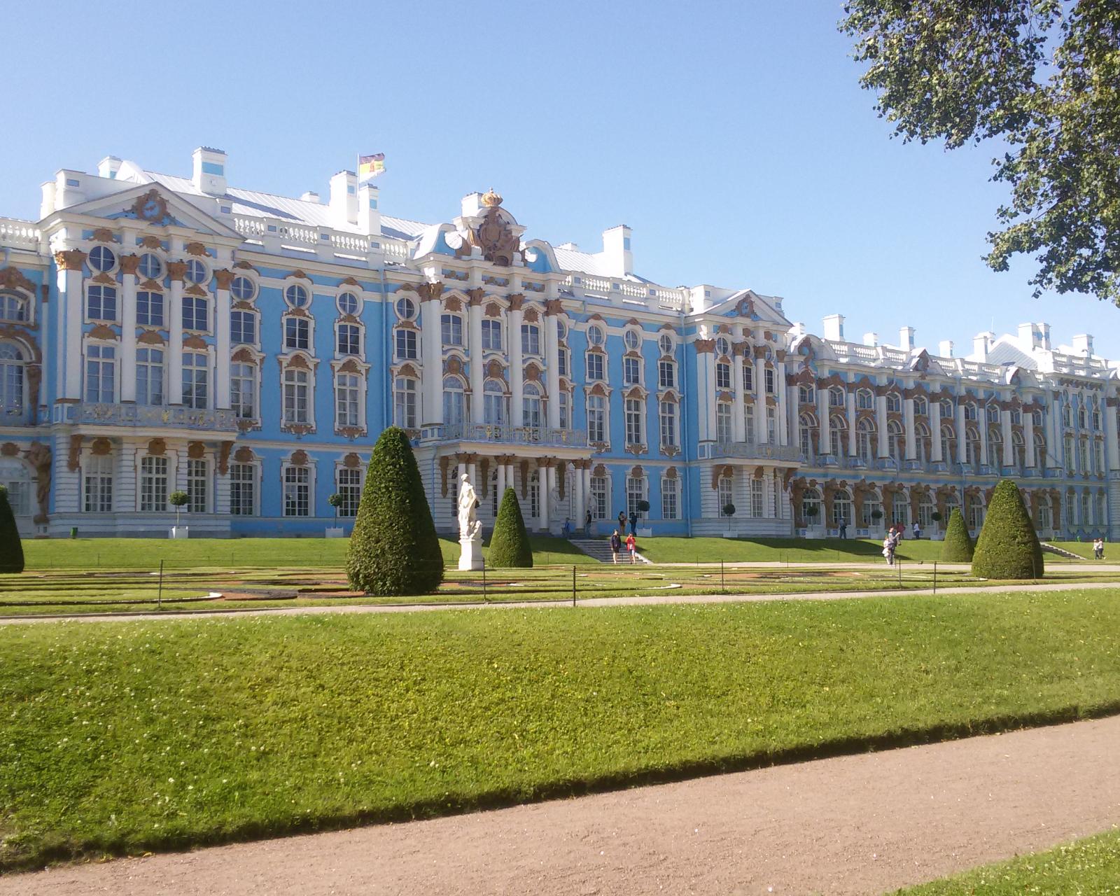 150 названий предложили жители Владимира для нового ледового дворца