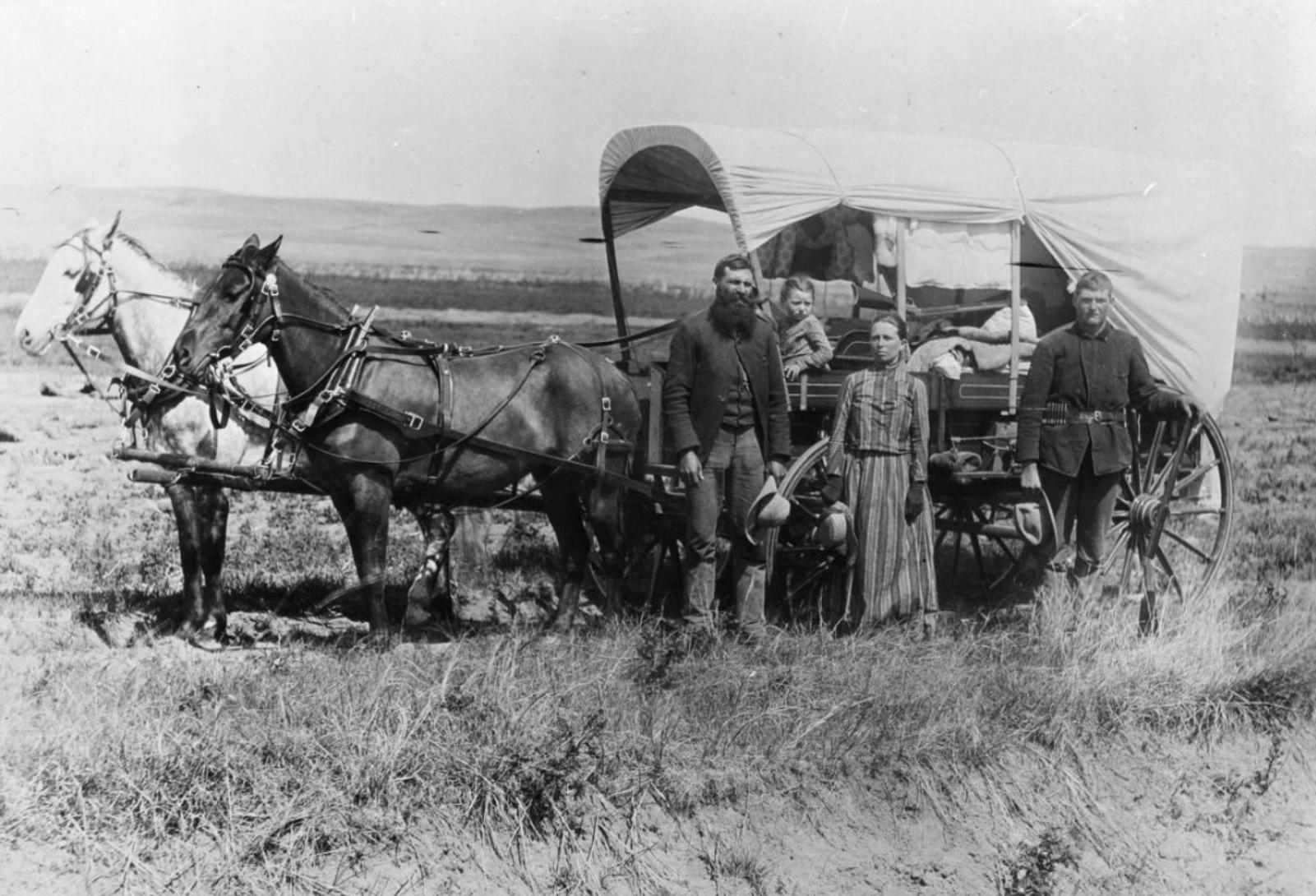 Семья переселенцев.