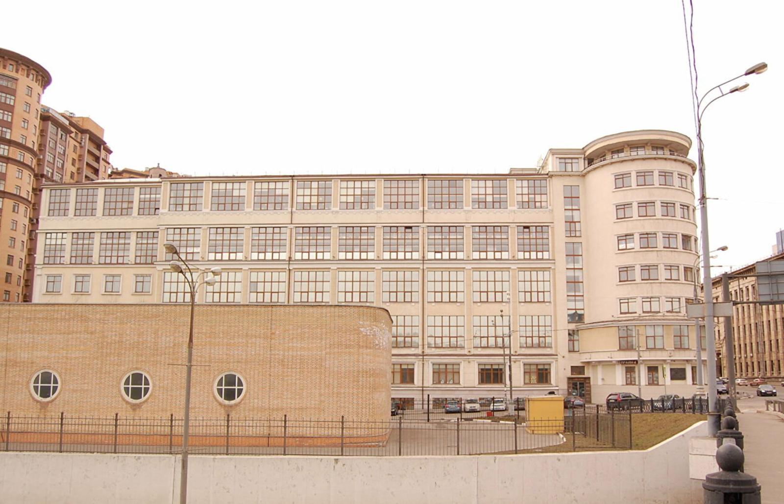 Комплекс зданий Центрального аэрогидродинамического института в Москве.