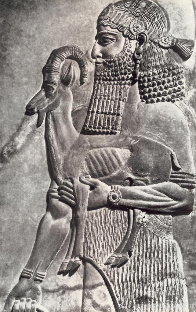 Царь Саргон II. Фрагмент рельефа из дворца в Дур-Шаррукине.