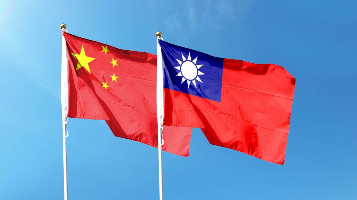 Флаги Китая и Таиваня.jpg