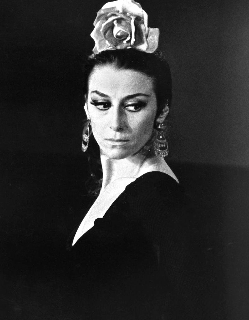 Maya_Plisetskaya_-_1974.jpg