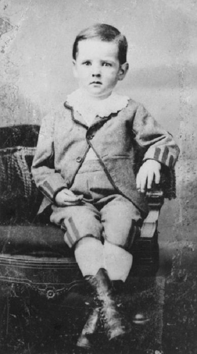 2.jpg Гувер в 1877 году.