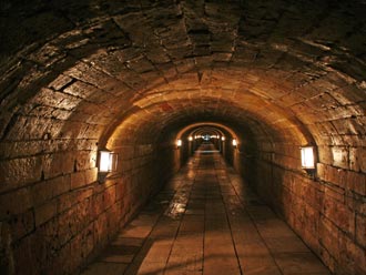 Фото 2. Подземный ход Гатчинского дворца.jpg