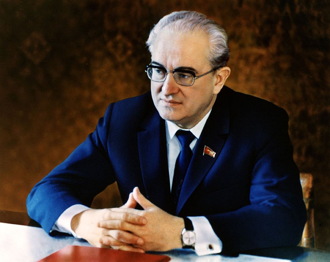 Юрий Андропов.jpg Юрий Андропов.jpg