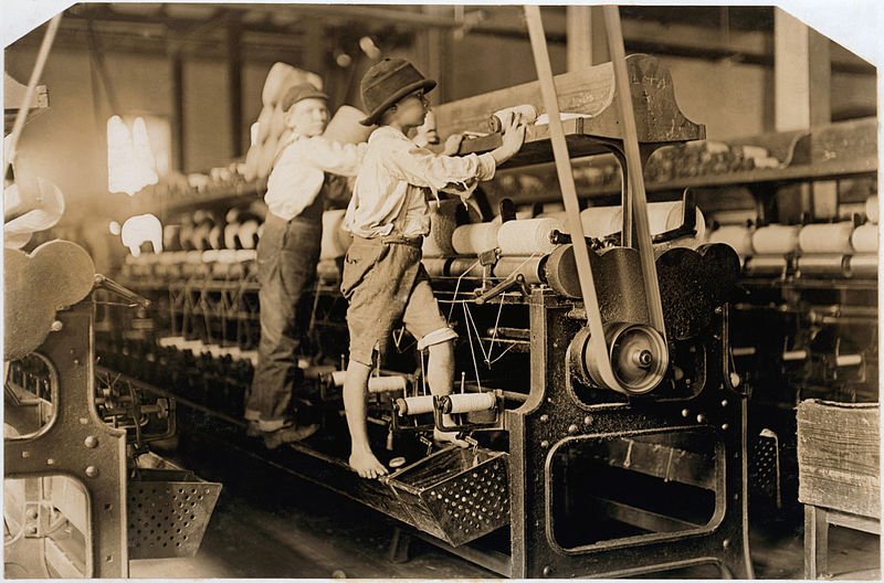 800px-Mill_Children_in_Macon_2.jpg