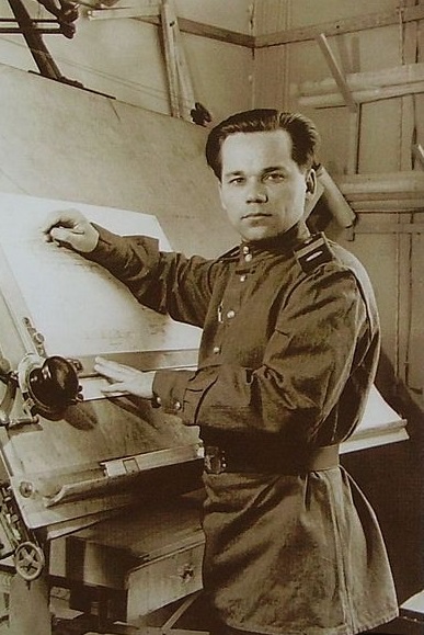 Конструктор Михаил Калашников, 1949 год.jpg
