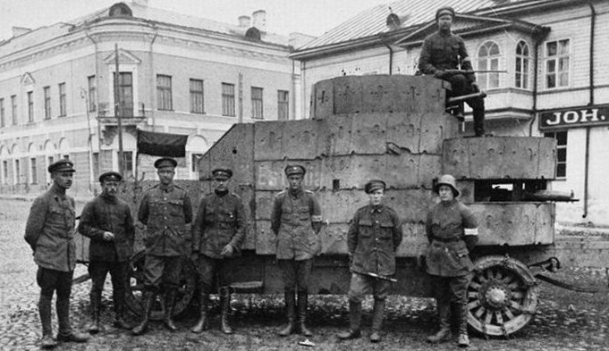 Фото 3.jpg Эстонские солдаты. Нарва, 1919. <br>