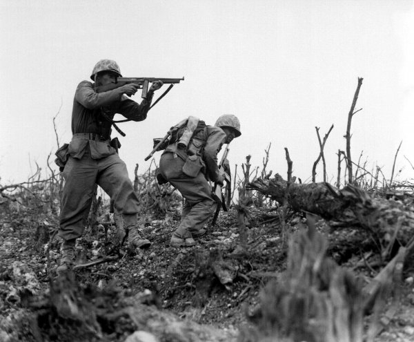 Американская морская пехота, 1945 г. (armoury-online.ru) Американская морская пехота, 1945 г.