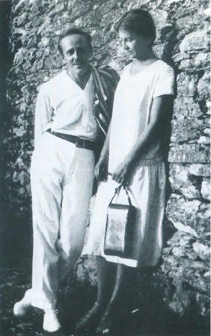 Михаил Осоргин с женой Татьяной Бакуниной, 1930-е годы