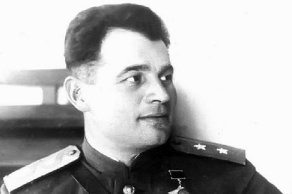 Иван Черняховский.jpg Иван Черняховский.jpg